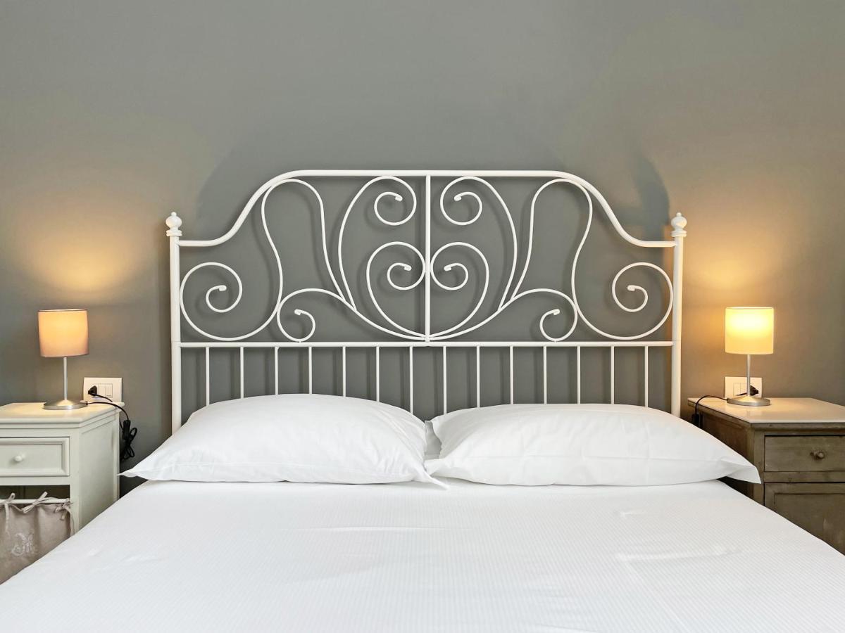 "La Portineria" Charming Apartment Old Town Como Lake المظهر الخارجي الصورة