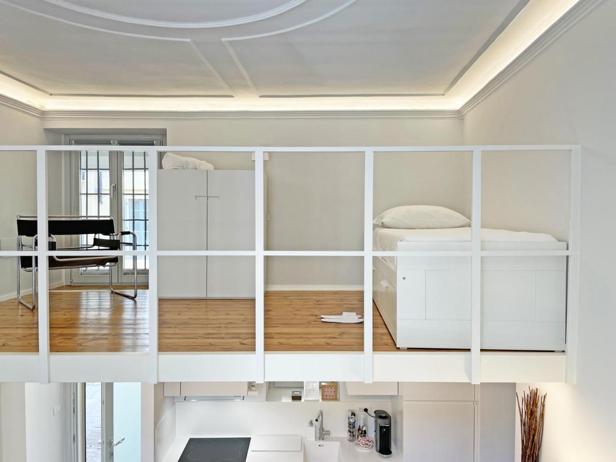 "La Portineria" Charming Apartment Old Town Como Lake المظهر الخارجي الصورة