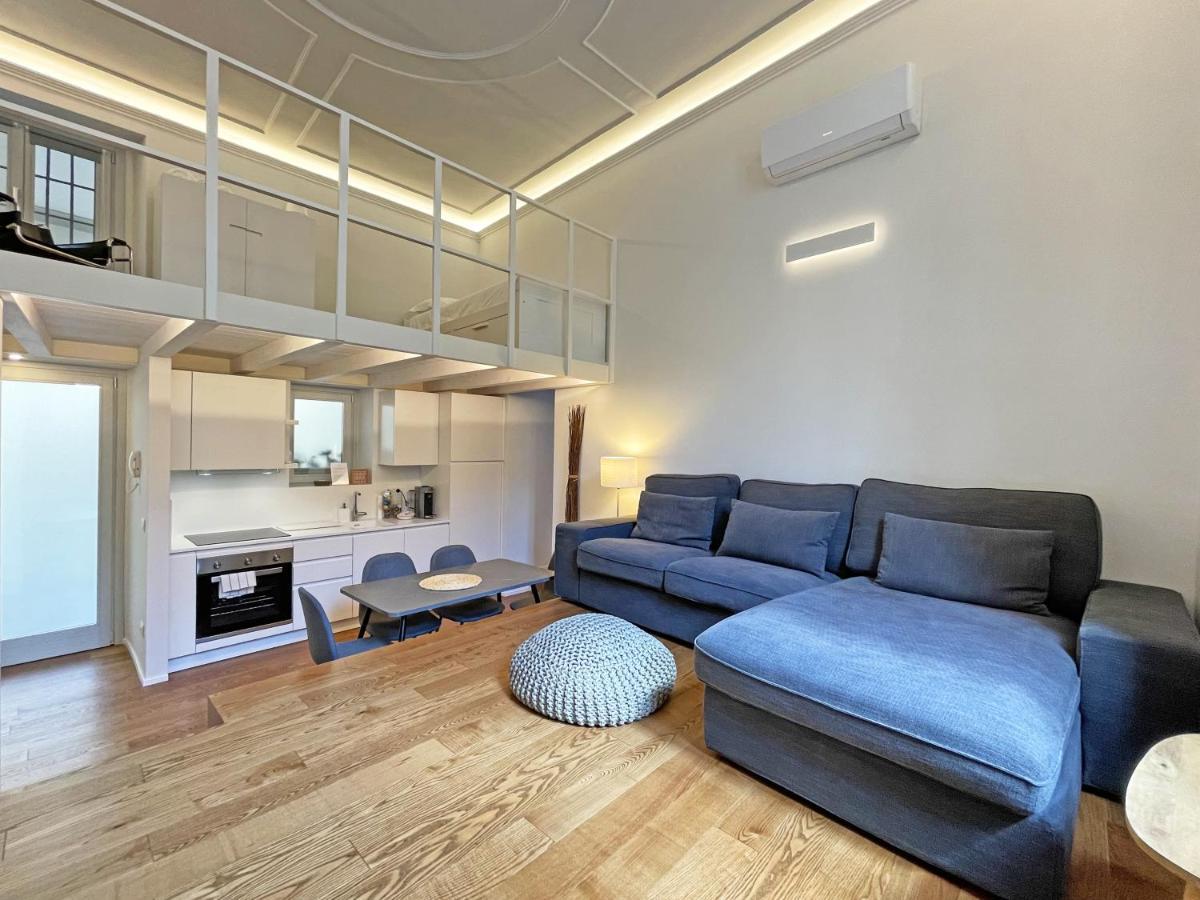 "La Portineria" Charming Apartment Old Town Como Lake المظهر الخارجي الصورة
